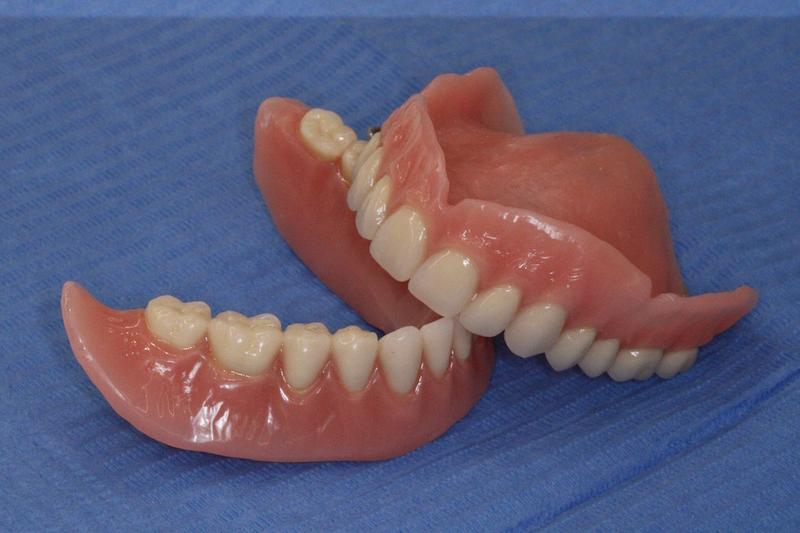 Pròtesis dentals a la Seu d'Urgell